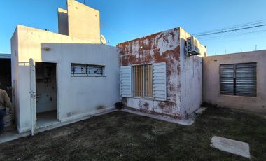 SE ALQUILA CASA BARRIO SERRANIAS PUNTANAS