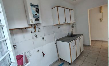 SE ALQUILA CASA BARRIO SERRANIAS PUNTANAS