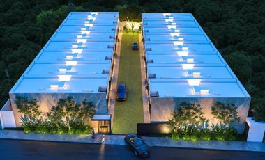 EN VENTA LUXURY TOWN HOUSE, CHOLUL, YUCATÁN.