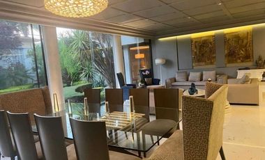 Hermosa Casa en Venta en los Encinos