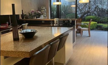 Hermosa Casa en Venta en los Encinos