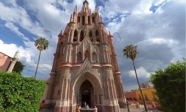 VENTA DE LOTES DE 1000 m2 EN COMPLEJO RESIDENCIAL DE 9 CONDOMINIOS CADA UNO CON SU VIÑEDO, EN SAN MIGUEL DE ALLENDE