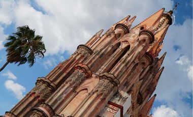 VENTA DE LOTES DE 1000 m2 EN COMPLEJO RESIDENCIAL DE 9 CONDOMINIOS CADA UNO CON SU VIÑEDO, EN SAN MIGUEL DE ALLENDE