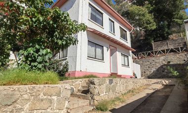 ARRIENDO ESTUPENDA CASA EN CENTRO DE VIÑA