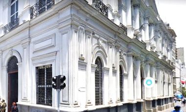 Oficina Bajos GGCC Todo Uso Recepción 1 baño Venta Santiago