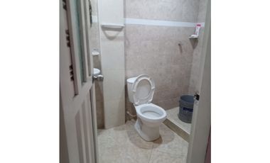 SE VENDE APARTAMENTO EN EL BARRIO GRANADA MONTERA CÓRDOBA