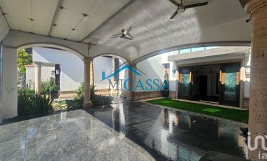 Renta de Casa en Fracc. San Miguel ZONA DORADA