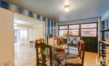 Casa en venta en San Miguel Xalostoc, Ecatepec Edo. Méx.