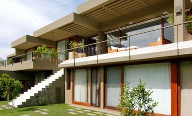 Casa en Arriendo en ESPECTACULAR EN VALLE ESCONDIDO