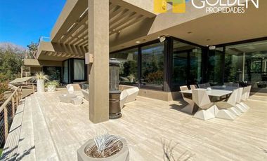 Casa en Arriendo en ESPECTACULAR EN VALLE ESCONDIDO