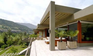 Casa en Arriendo en ESPECTACULAR EN VALLE ESCONDIDO