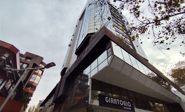 Oficina en Arriendo en Nueva Providencia / Paseo Las Palmas / Giratorio
