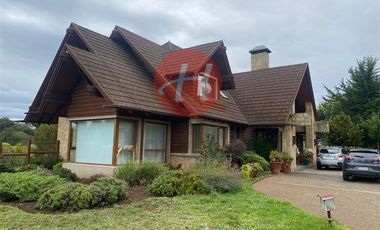 Casa en Arriendo en Lomas Del Carmen