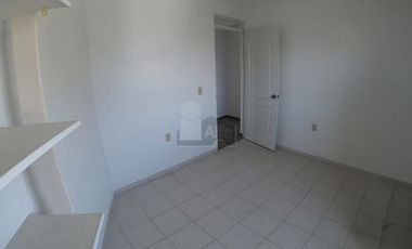 Casa sola en venta en Fuentes del Valle, Tultitlán, México