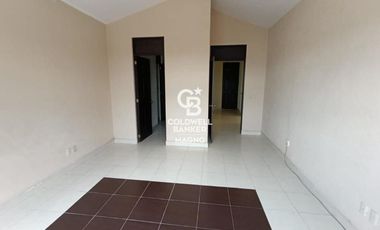 VENTA DE CASA EN SANTA ANA TLAPALTITLÁN, TOLUCA, ESTADO DE MÉXICO