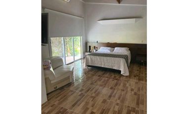VENTA DE EXCLUSIVA PROPIEDAD CAMPESTRE EN CERRITOS