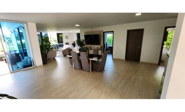 VENDO HERMOSA CASA CAMPESTRE EN COMBIA