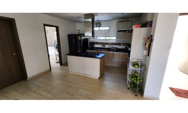 VENDO HERMOSA CASA CAMPESTRE EN COMBIA