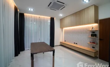 4 Bedroom Villa for sale in Saraphi, Chiang Mai