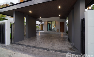 4 Bedroom Villa for sale in Saraphi, Chiang Mai