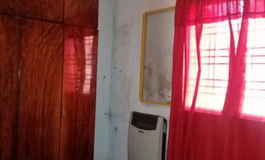 Chivilcoy 2608 - Casa 3 ambientes mas Local !!!