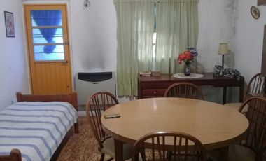 Chivilcoy 2608 - Casa 3 ambientes mas Local !!!