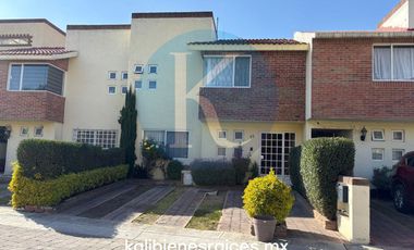 Acogedora Casa en Renta en Fraccionamiento Privado cerca Lago Gpe.