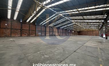 Nave Ind. con Patio de Maniobras y Subestación en Zona Industrial Tlalnepantla