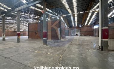 Nave Ind. con Patio de Maniobras y Subestación en Zona Industrial Tlalnepantla