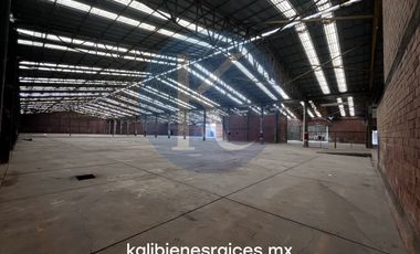 Nave Ind. con Patio de Maniobras y Subestación en Zona Industrial Tlalnepantla