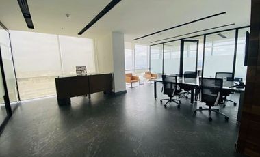 EXCELENTES OFICINAS AMUEBLADAS EN VENTA,  INFINITI  CENTER  SANTA FE
