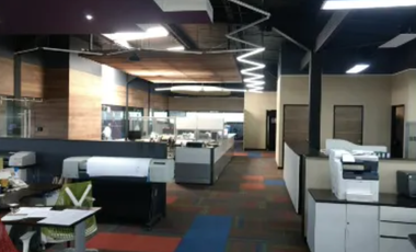 SE RENTA OFICINA LOMAS VERDES