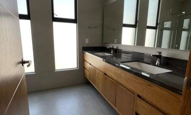 Hermosa casa en PREVENTA en Paseos del Parque (Metropolitano)