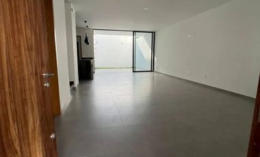 Hermosa casa en PREVENTA en Paseos del Parque (Metropolitano)