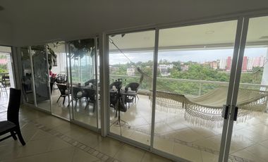 Residencia en venta en Cuernavaca con hermosa vista y seguridad 24/7