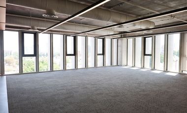 Oficinas en Renta en Providencia en obra gris.