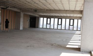 Oficinas en Renta en Providencia en obra gris.