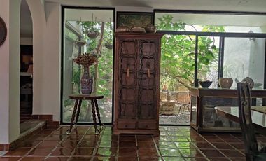 Casa en venta en Colomos Providencia