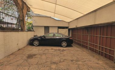 Casa en venta en Colomos Providencia