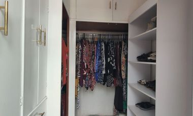 Casa en venta en Colomos Providencia