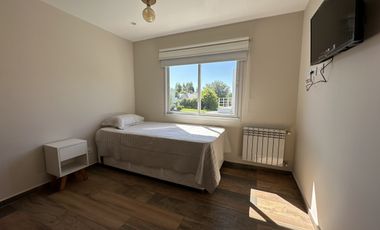 Casa en alquiler temporario en Barrio Rumenco