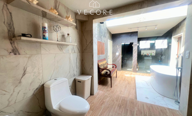 RESIDENCIA EN VENTA FRACCIONAMIENTO COLINAS DEL MARTEL, ZAPOPAN