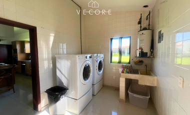 RESIDENCIA EN VENTA FRACCIONAMIENTO COLINAS DEL MARTEL, ZAPOPAN