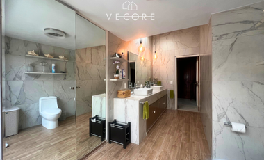RESIDENCIA EN VENTA FRACCIONAMIENTO COLINAS DEL MARTEL, ZAPOPAN