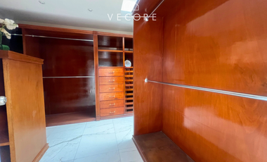 RESIDENCIA EN VENTA FRACCIONAMIENTO COLINAS DEL MARTEL, ZAPOPAN