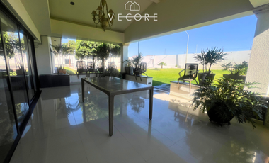 RESIDENCIA EN VENTA FRACCIONAMIENTO COLINAS DEL MARTEL, ZAPOPAN