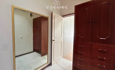 RESIDENCIA EN VENTA FRACCIONAMIENTO COLINAS DEL MARTEL, ZAPOPAN