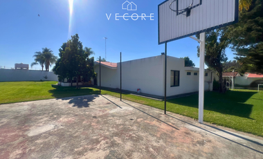 RESIDENCIA EN VENTA FRACCIONAMIENTO COLINAS DEL MARTEL, ZAPOPAN