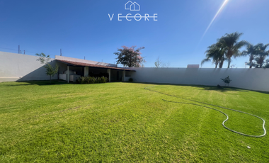 RESIDENCIA EN VENTA FRACCIONAMIENTO COLINAS DEL MARTEL, ZAPOPAN