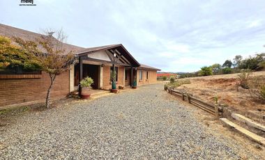 Venta Casa en Parcela  Valle Alegre